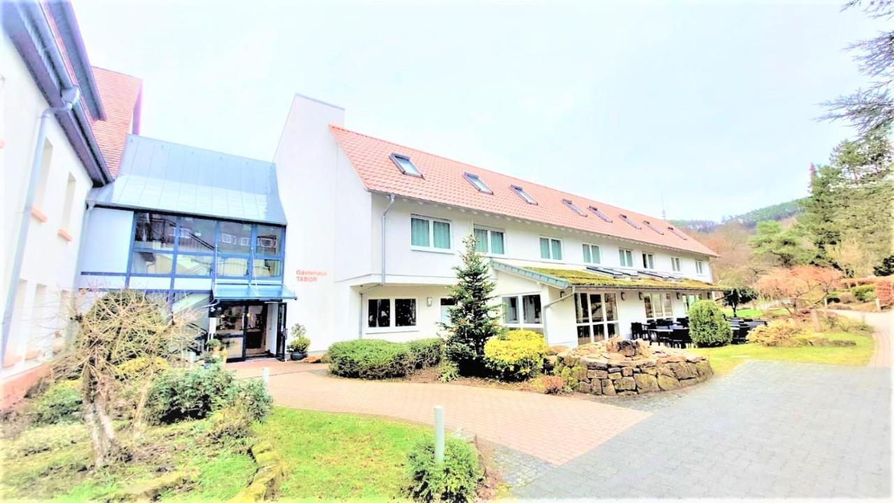 Gaestehaus Tabor Marburg ภายนอก รูปภาพ